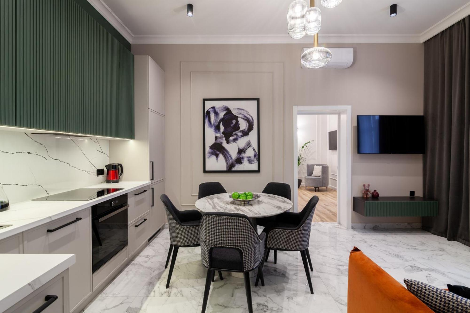 Leogrand Apartments On Franka 35 Lviv Exterior foto